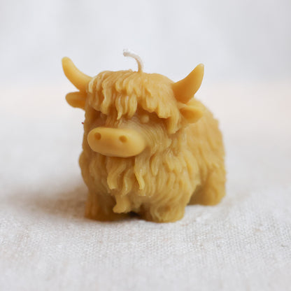 Highland Cow Candle